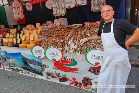 Mercato Bella Italia 01.jpg
