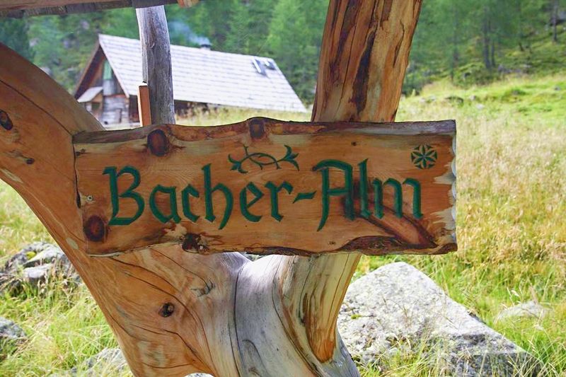 Datei:Bacheralm-lanschitz 98211 2011-08-12.jpg