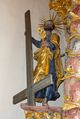 Heiligenstatue am Altar links.jpg