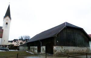 Ehemaliges Meiereigebäude in Salzburghofen.jpg