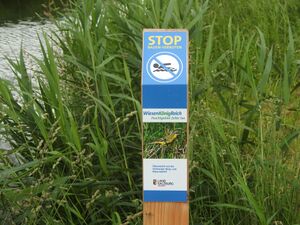 Hinweis auf Badeverbot beim großen Seekanal.jpg