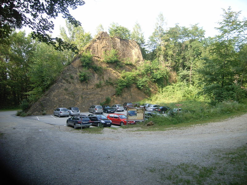Datei:Parkplatz 001.jpg