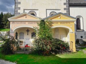 Grabstätte St. Gertrauden Mauterndorf 20251001 1 (7).jpg
