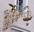 Hausschild am ehemaligen Postgebäude am Stadtplatz von Tittmoning.jpg