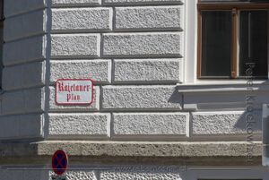 Kajetanerplatz Salzburg 01 Mai 2019 1.jpg