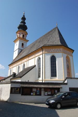 St. Leonhard, Ostansicht.jpg