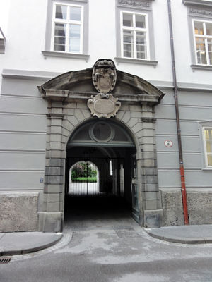 Waldsteinsches Kanonikalhaus.JPG