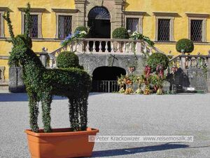 2004 09 19 Hellbrunn Schloss Salzburg 2.jpg