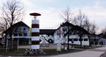 Gemeindezentrum mit Leuchtturm.jpg