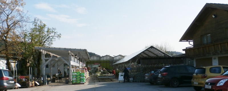 Datei:Gärtnerei Trapp, Eingang.jpg