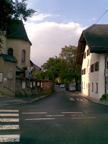 Datei:Maximiliangasse.jpg
