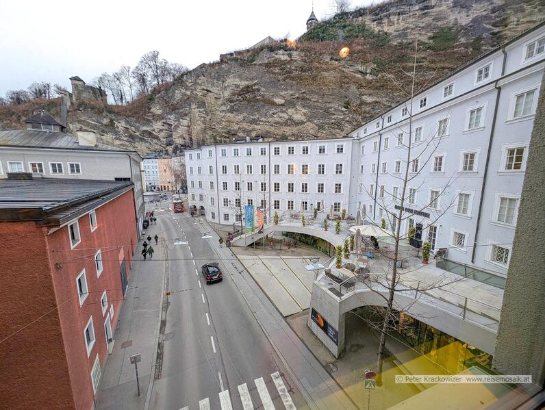 Datei:Museumsplatz (Stadt Salzburg).jpg