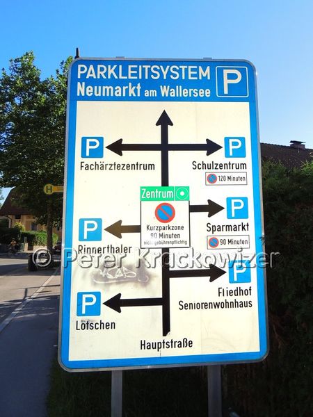 Datei:Neumarkt Parkleitsystem 2013.jpg