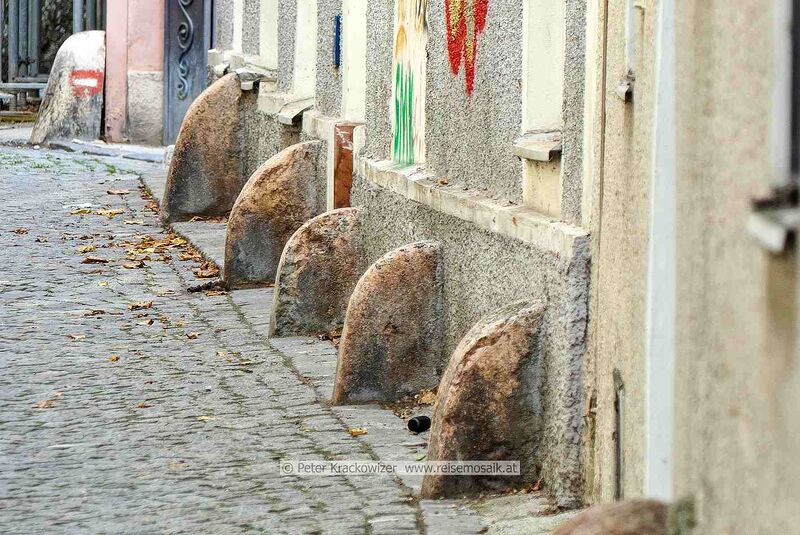 Datei:Steingasse Radabweiser.jpg