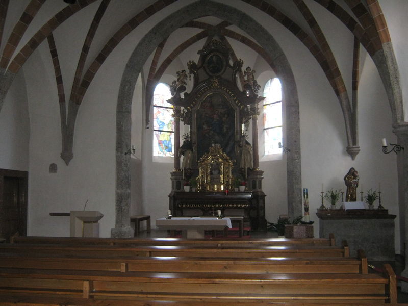 Datei:Maximiliankirche-innen.jpg
