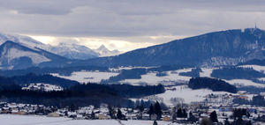 Schönfeldspitze in der Ferne.jpg
