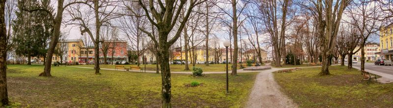 Datei:Stadtpark-Pano, Süd nach Nord.JPG