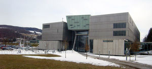 Fachhochschule Urstein, nördliche Ansicht.jpg