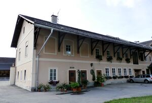 Ehemalige Besamungsanstalt beim Landesgut Kleßheim.jpg