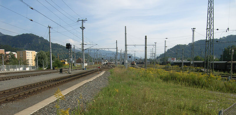 Datei:Güterbahnhof Gnigl-Itzling.jpg