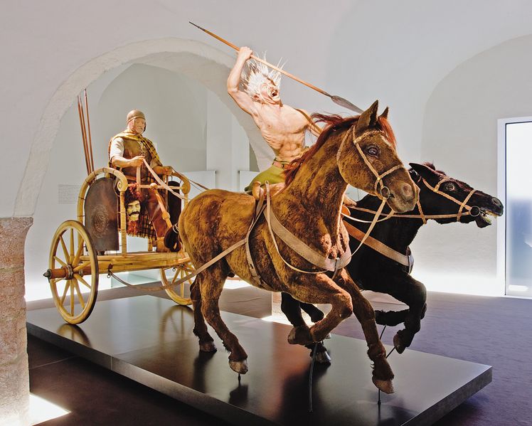Datei:KeltenWelten Keltischer Streitwagen.jpg
