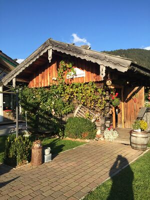 Mandlberger latschenbrennerei 09799 2015-10-22.jpg