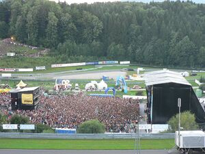 Frequency05 weezer.jpg