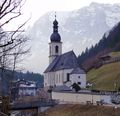 Pfarrkirche St. Sebastian in Ramsau, Ostansicht.jpg