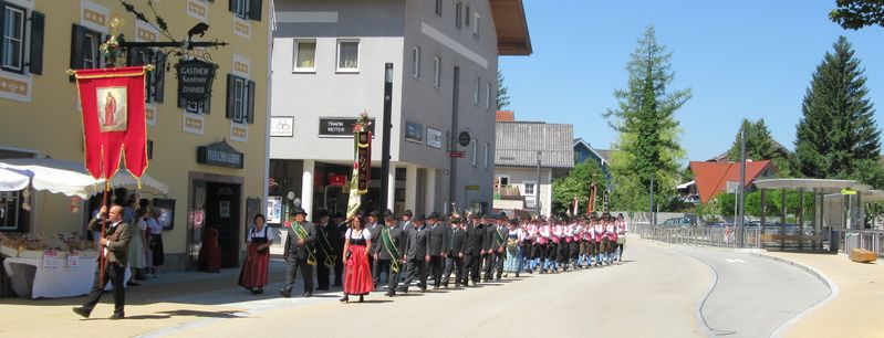 Datei:Prozession 2017 in Thalgau.jpg