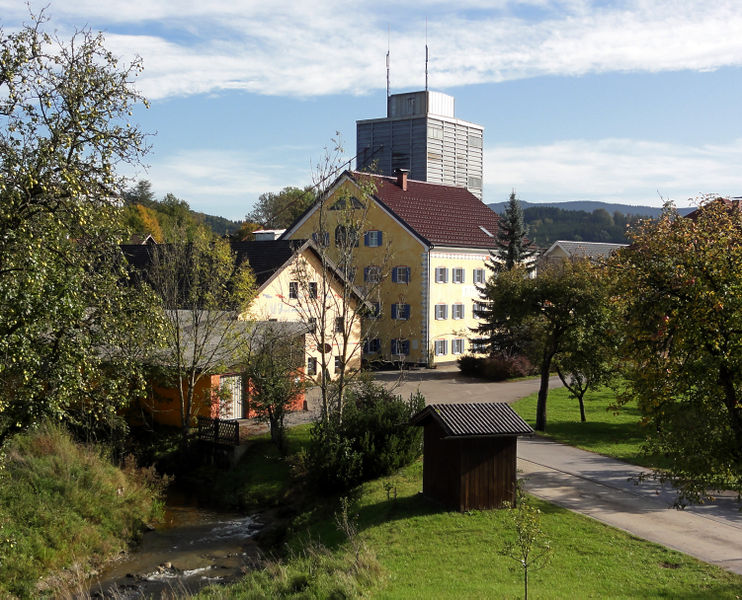 Datei:Edtmühle in Neumarkt.jpg