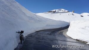 Großglockner Hochalpenstraße Schneeräumung 2021 100.jpg