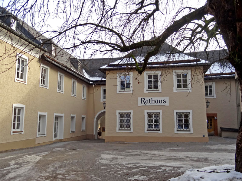 Datei:Bischofshofen Rathaus01.jpg