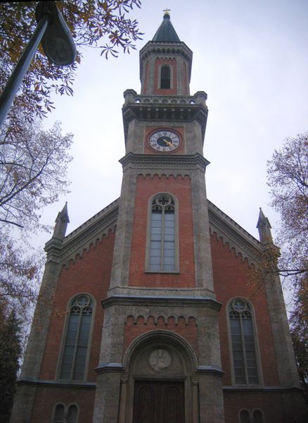 Datei:Christuskirche in Salzburg A.jpg