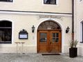 Eingang in den Klostergasthof in Raitenhaslach.jpg