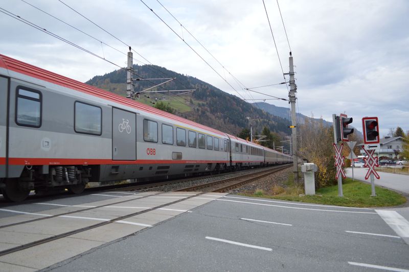 Datei:Transalpin (Zug) 3.jpg