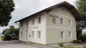 Gemeindeamt Weißenkirchen im Attergau.jpg