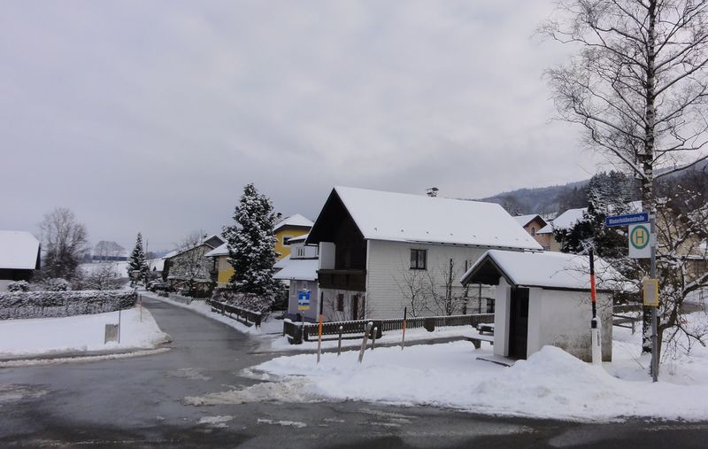 Datei:Hinterleithenstraße, Beginn.jpg