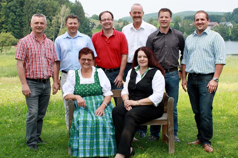 Datei:Seelentium Vorstand 2012.jpg
