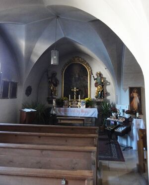 Pfarrkirche Aufham, Seitenaltar.JPG
