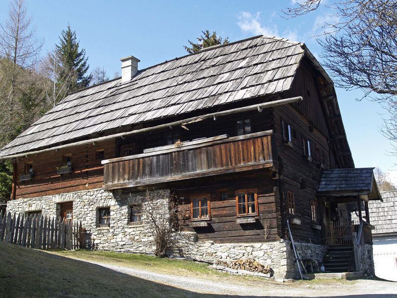 Datei:Weißpriach Bauernhaus01.jpg