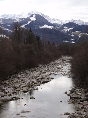 Almverlauf Richtung Dürrnberg u. Hoher Göll.jpg
