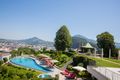 Hotel Schloss Mönchstein Garten.jpg