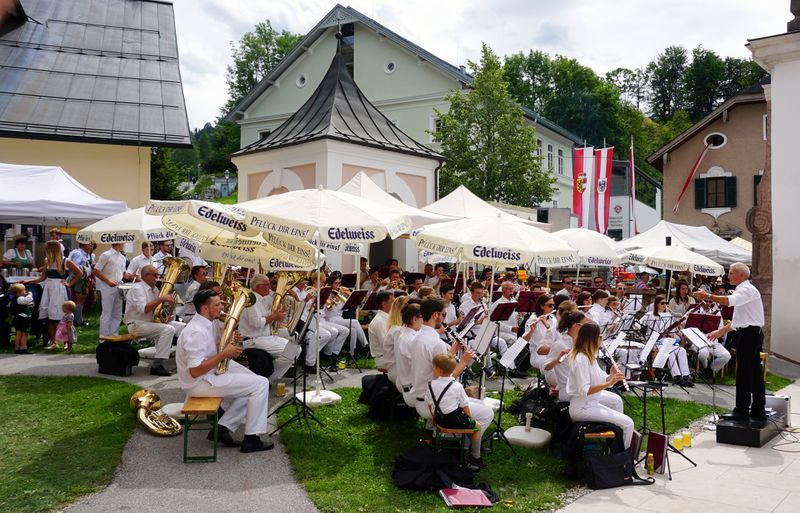 Datei:Dürrnberger Knappenmusik.jpg