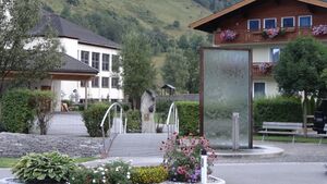 Leonhard-Madreiter-Brunnen.JPG