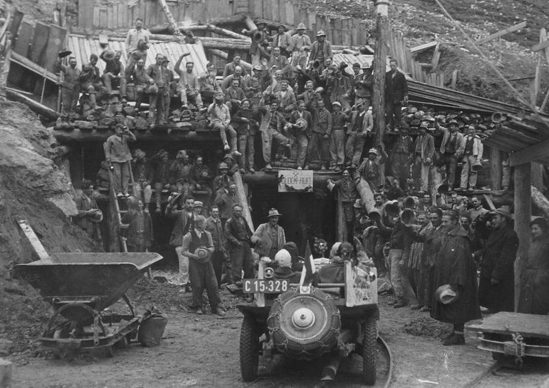 Datei:Großglockner Hochalpenstrasse 1934 21.jpg