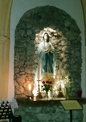 Lourdes-Kapelle in der Basilika Mondsee.jpg