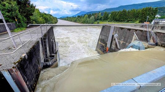 2025 07 27 Flusskraftwerk Urstein 01.jpg