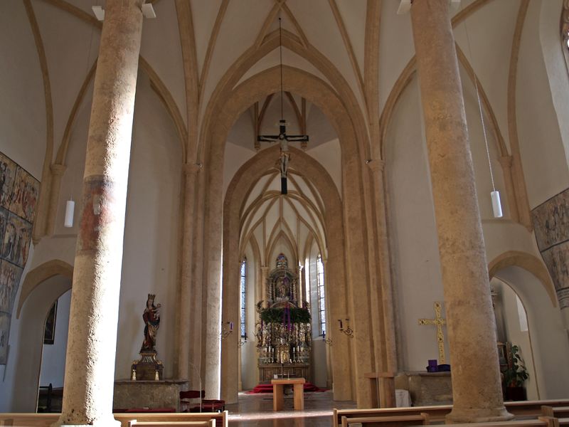 Datei:Bischofshofen Pfarrkirche03.jpg