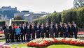EU-Gipfeltreffen 2018 Mirabellgarten Gruppenbild.jpg