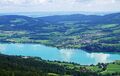 Zell am Moos mit Irrsee, Ansicht vom Kolomansberg.jpg